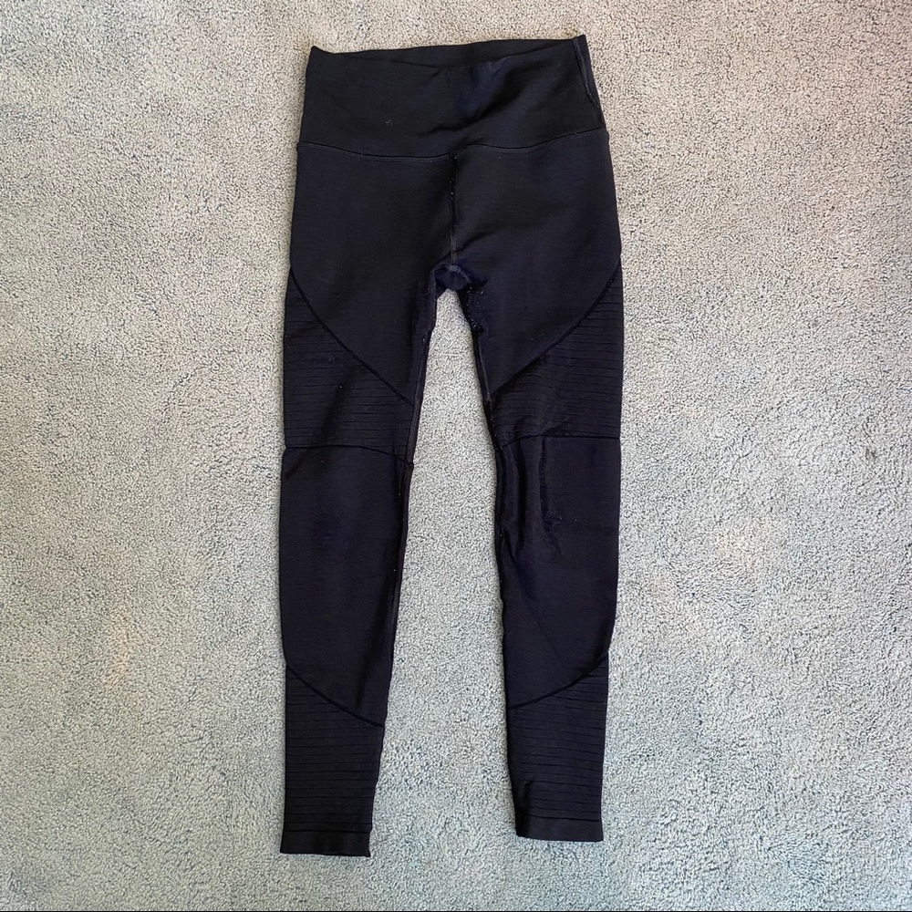 Alphalete R6 Black Leggings